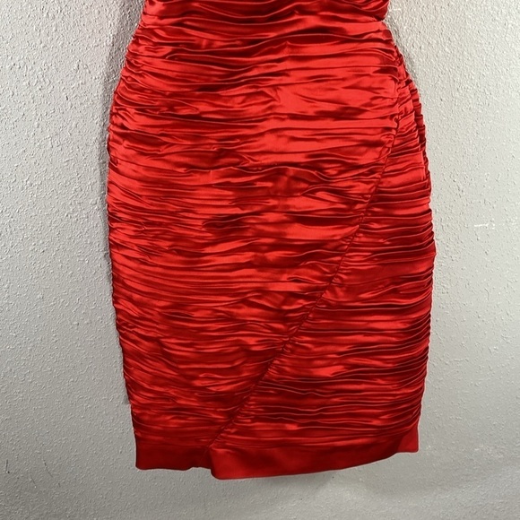 Calvin Klein Red Ruching Halter Straps Bodycon Dress - Picture 3 of 13